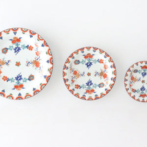 Small Round Plate Plum and Chrysanthemum Pattern | Arita Ware