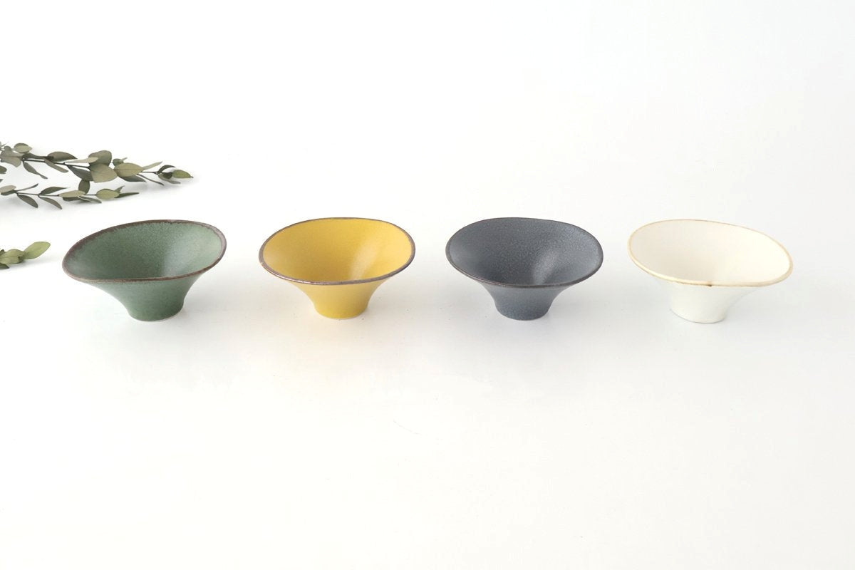 kei Morning Glory-shaped Small Bowl Green | Kobachi Mino Ware