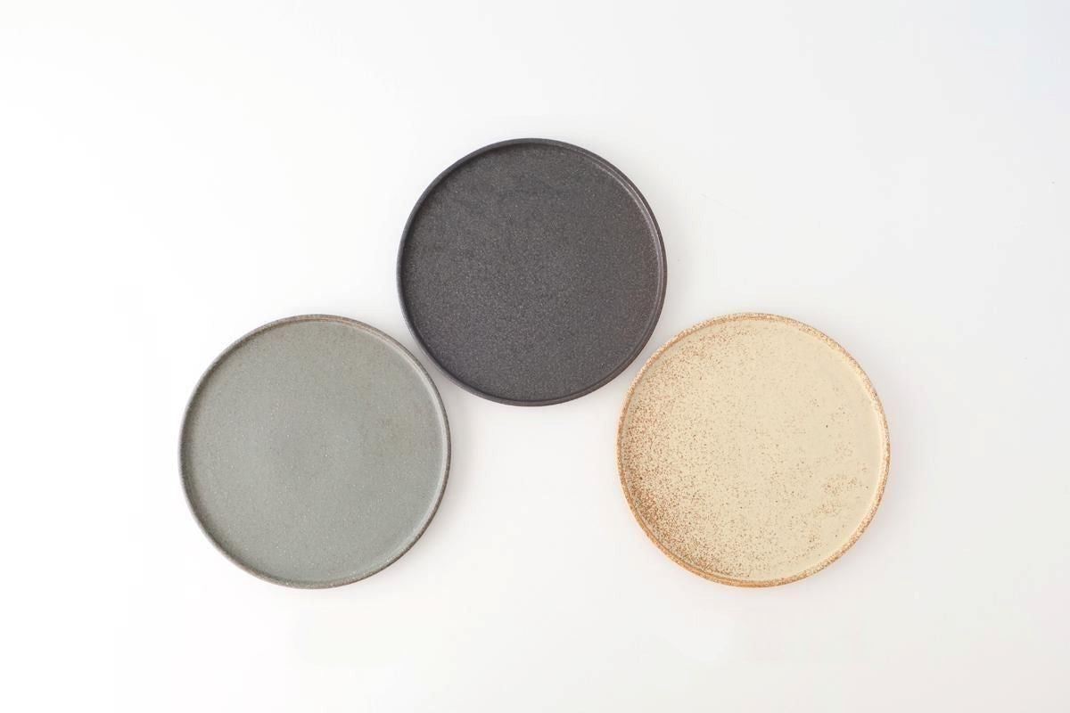 Vega Round Plate Black 23.0cm /9.05in | Mino Ware