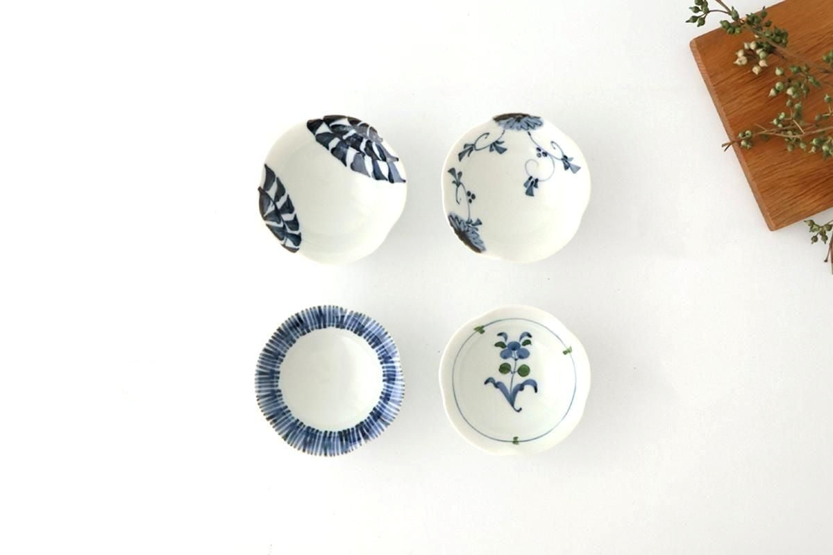 Small Bowl Blue Floral Arabesque | Kobachi Hasami Ware