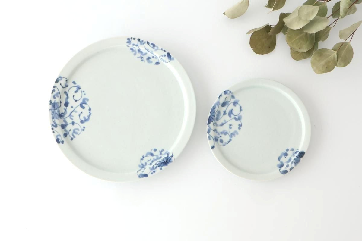 Round Flat Plate Blue Chrysanthemum Arabesque 14.5㎝/5.7in | Arita Ware