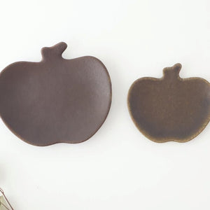 Furutani Seitosho Apple-shaped Plate Dark Brown S