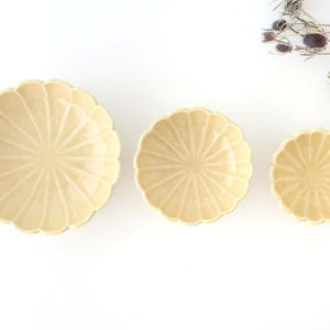 Chrysanthemum-shaped Bowl Yellow 11㎝/4.3in | Seto Ware
